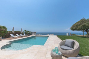 Villa Luna, exclusiva villa con vistas y acceso privado al mar en zona residencial